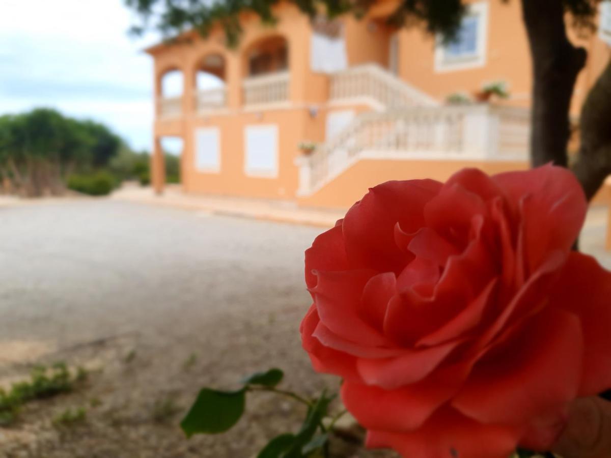 Ca'N Roser La Cabaneta Exterior foto